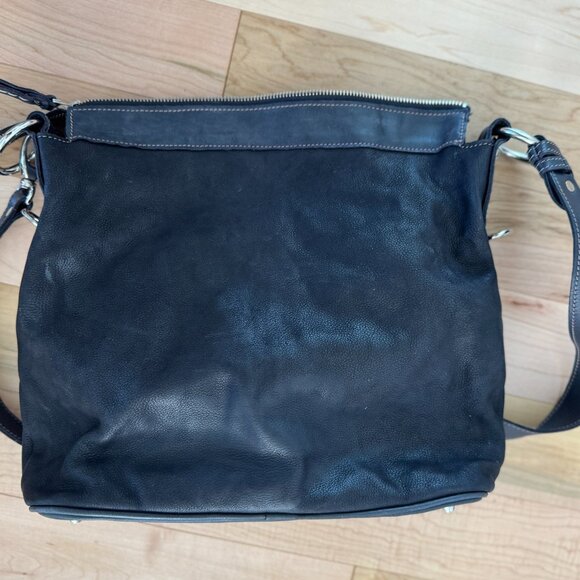 Roots Shoulder Bag - Picture 5 of 16